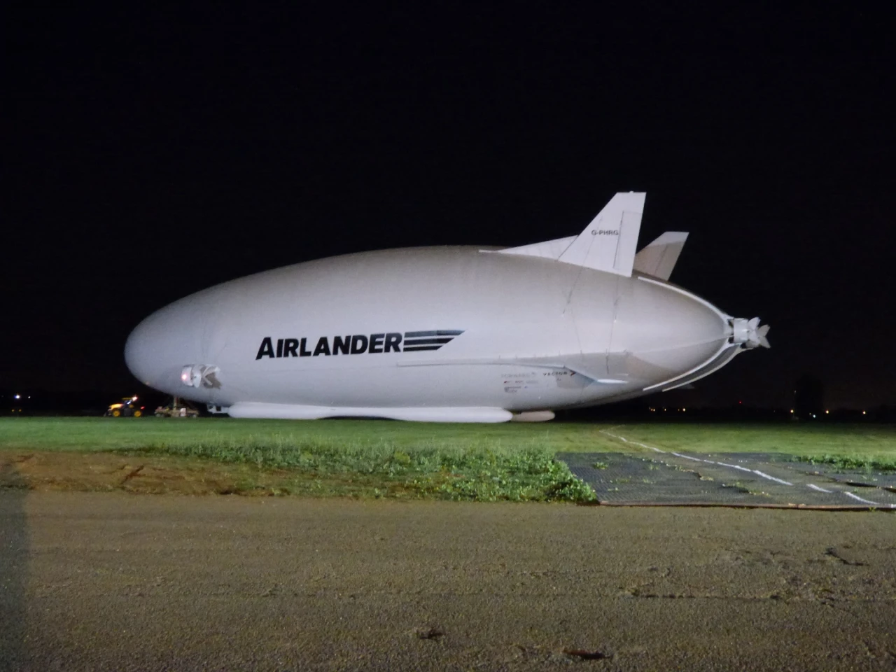 Airlander 10 is the world's largest aircraft