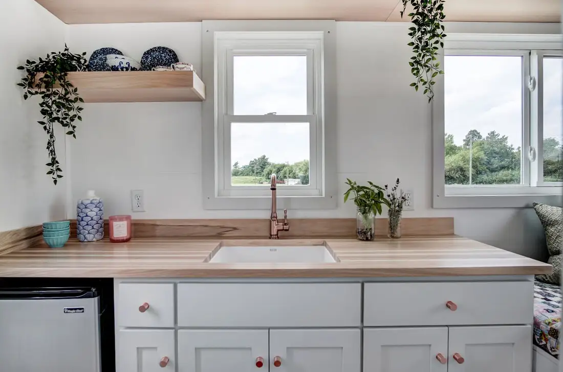 The Nugget's kitchenette