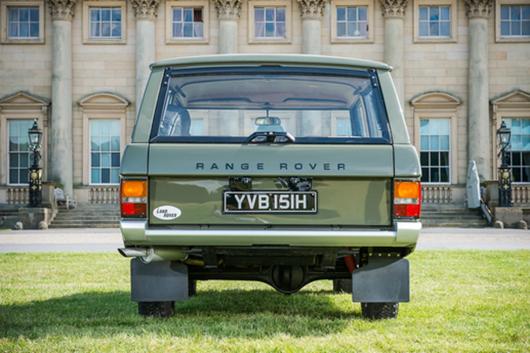 Range Rover 001 rear view