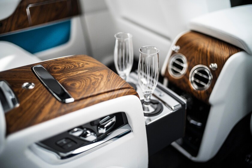 The luxurious Individual package includes two multi-adjustable rear seats split by a drinks console