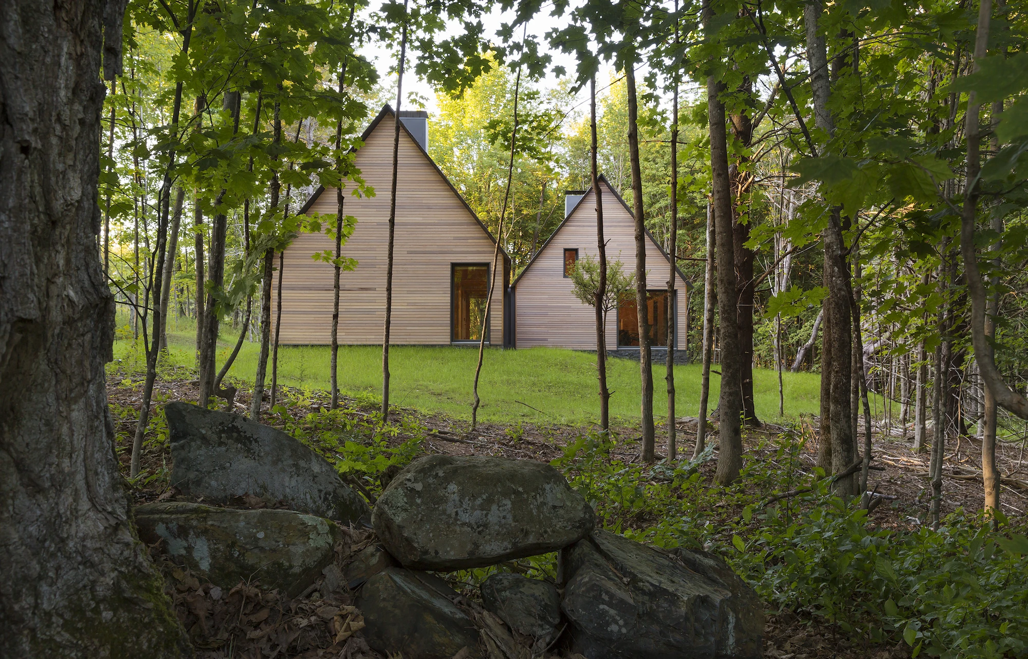 The design of Marlboro Music was inspired by a Cape Cod cottage, a 400-year old typology derived from 17th century English settlers