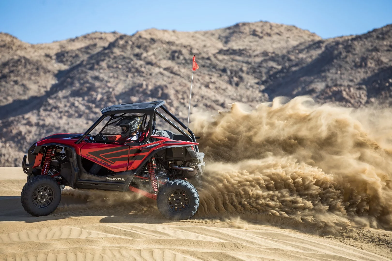 Honda Talon 1000R: 999cc parallel twin motor makes 104 horsepower