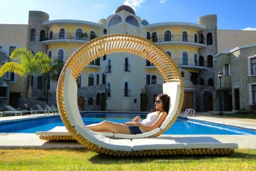 Loopita by Mexican industrial designer Victor M. Aleman