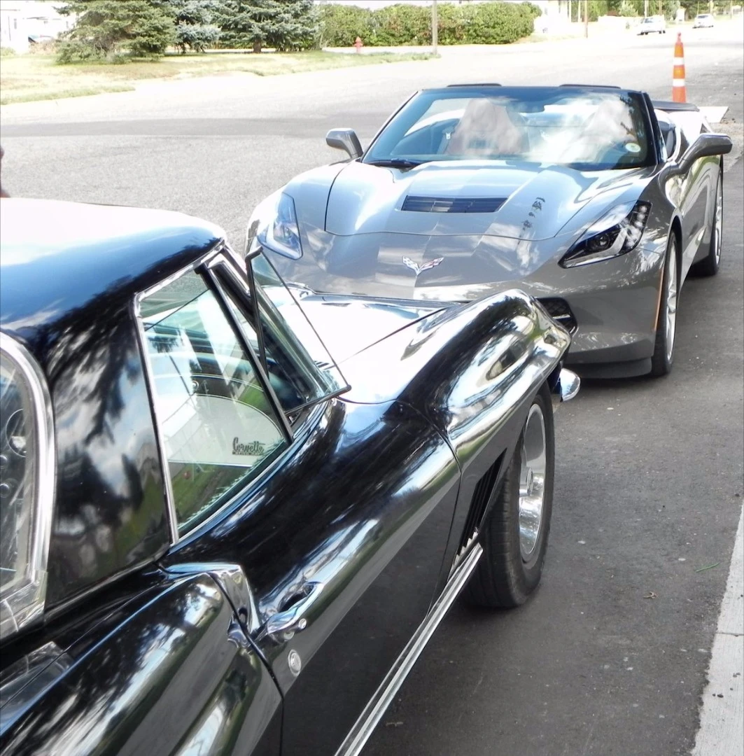 1967 Corvette Stingray and 2015 Corvette Stingray Convertible meet and greet