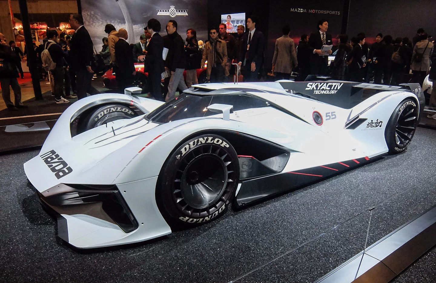 This Mazda LM55 attracted a great deal of attention at Auto Salon 2016, but sadly it is only drivable in Gran Turismo