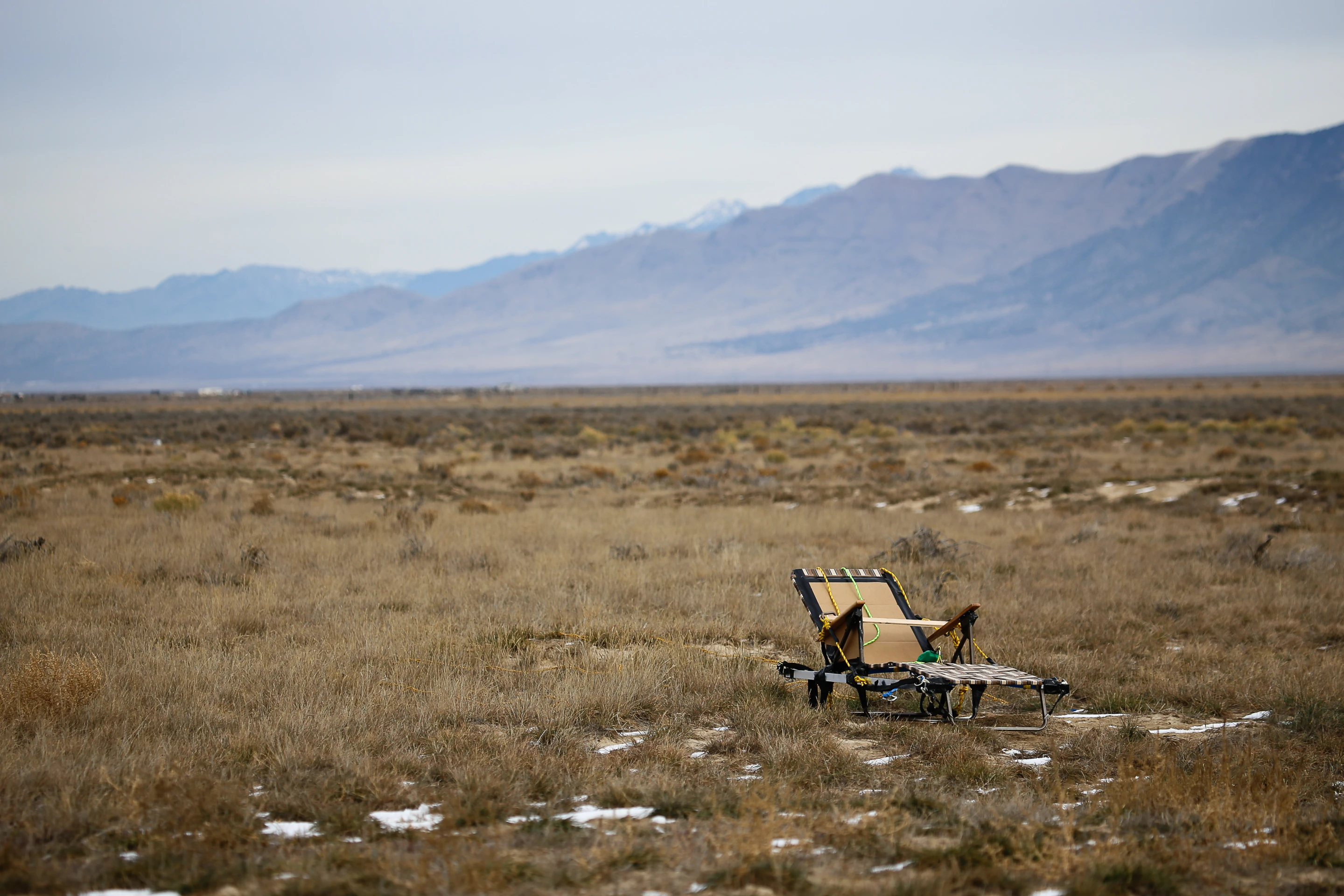 The sun lounger that Erik Roner sat in to be lifted up by the helium-filled balloons