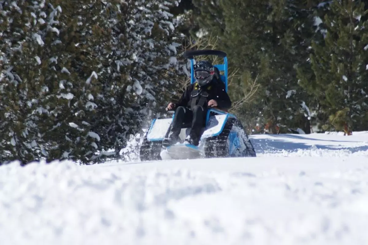 The Ziesel takes to the snow