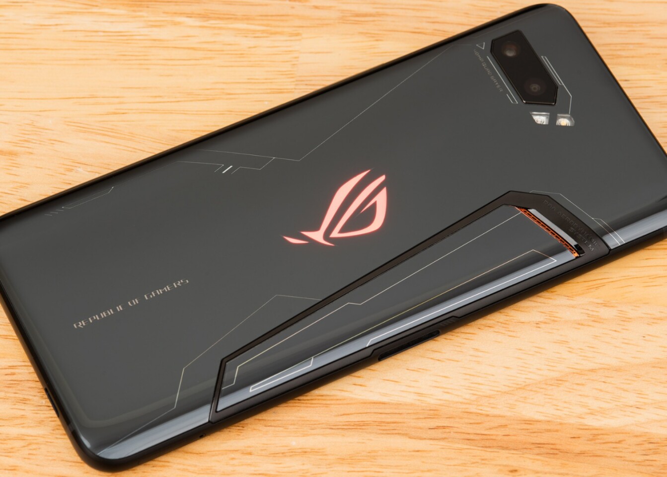 The distinctive ROG Phone styling – with an illuminated logo – is retained