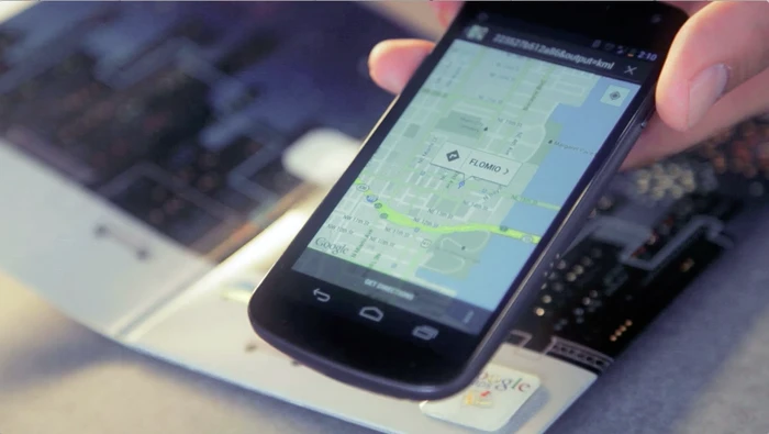 The tags can be used to automatically launch apps, show reminders, call contacts, or check the weather before you leave the house, but also open up possibilities like NFC-enabled greetings cards