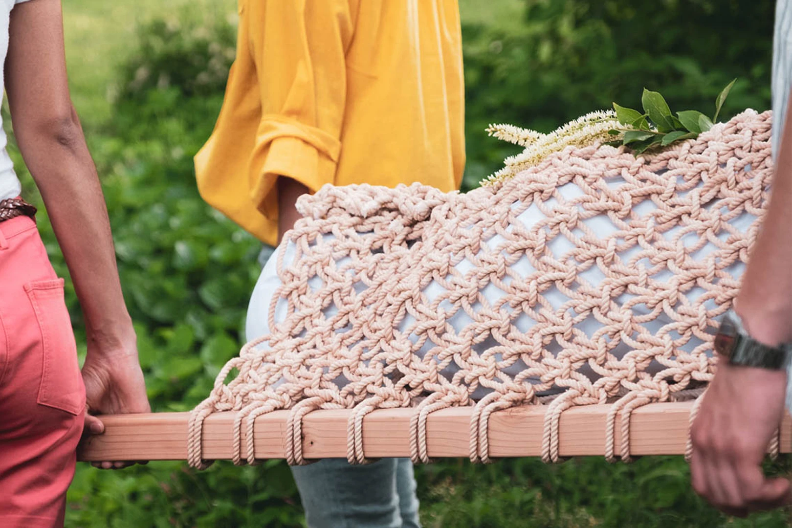 Leaves Biocoffin, by Pratt University's Shaina Garfield, is a biodegrable coffin made from rope and reclaimed materials