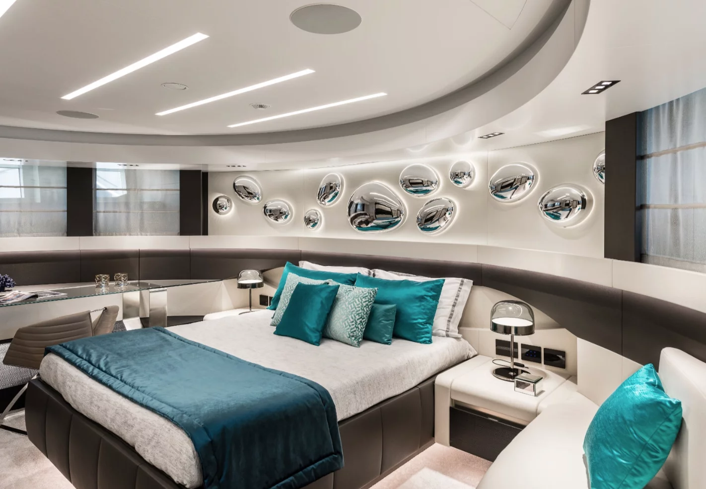 Guest quarters on the Pershing 140