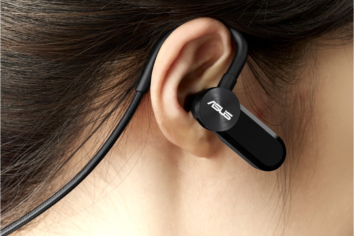 The Asus EB50N NFC-enabled, Bluetooth 4.0 (with EDR) earphones