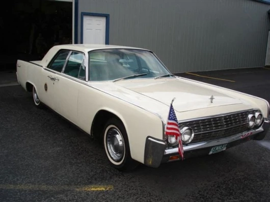 1962 Lincoln Continental