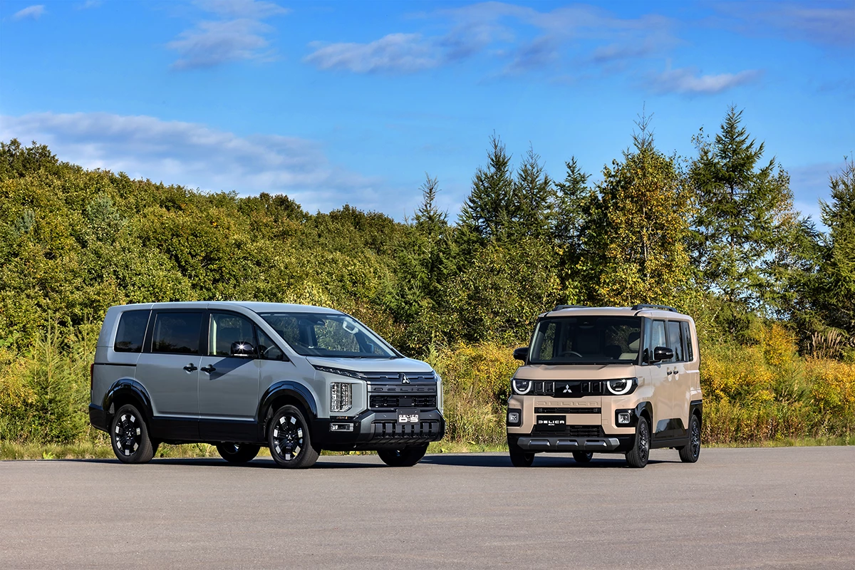 Just in case the Delica D:5 (left) seems too large an MPV, adventure van or camper base, there's the Delica Mini, a natural micro-camper van in the waiting