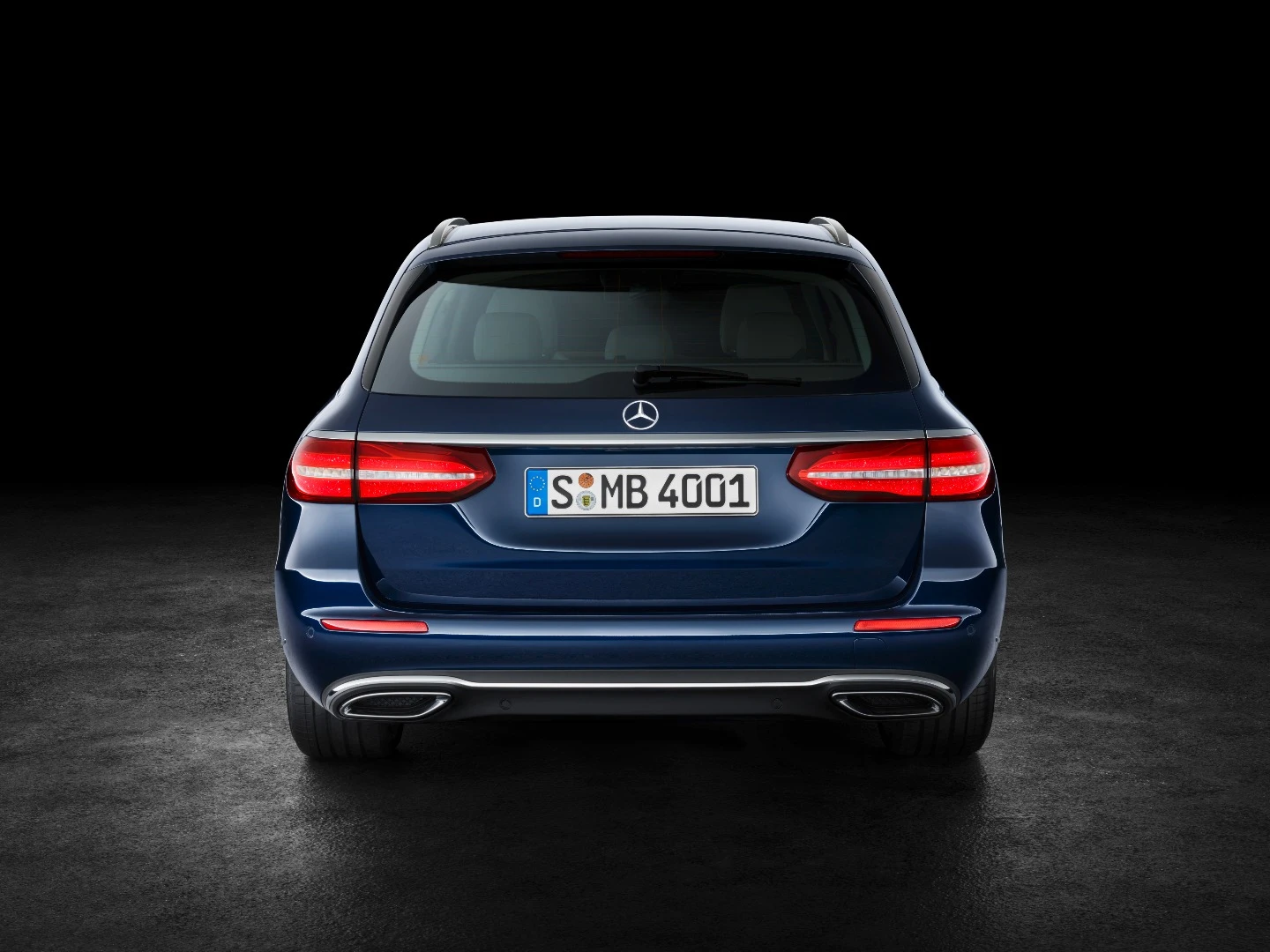 On the petrol side of the fence, the range kicks off with the 2.0-liter E200