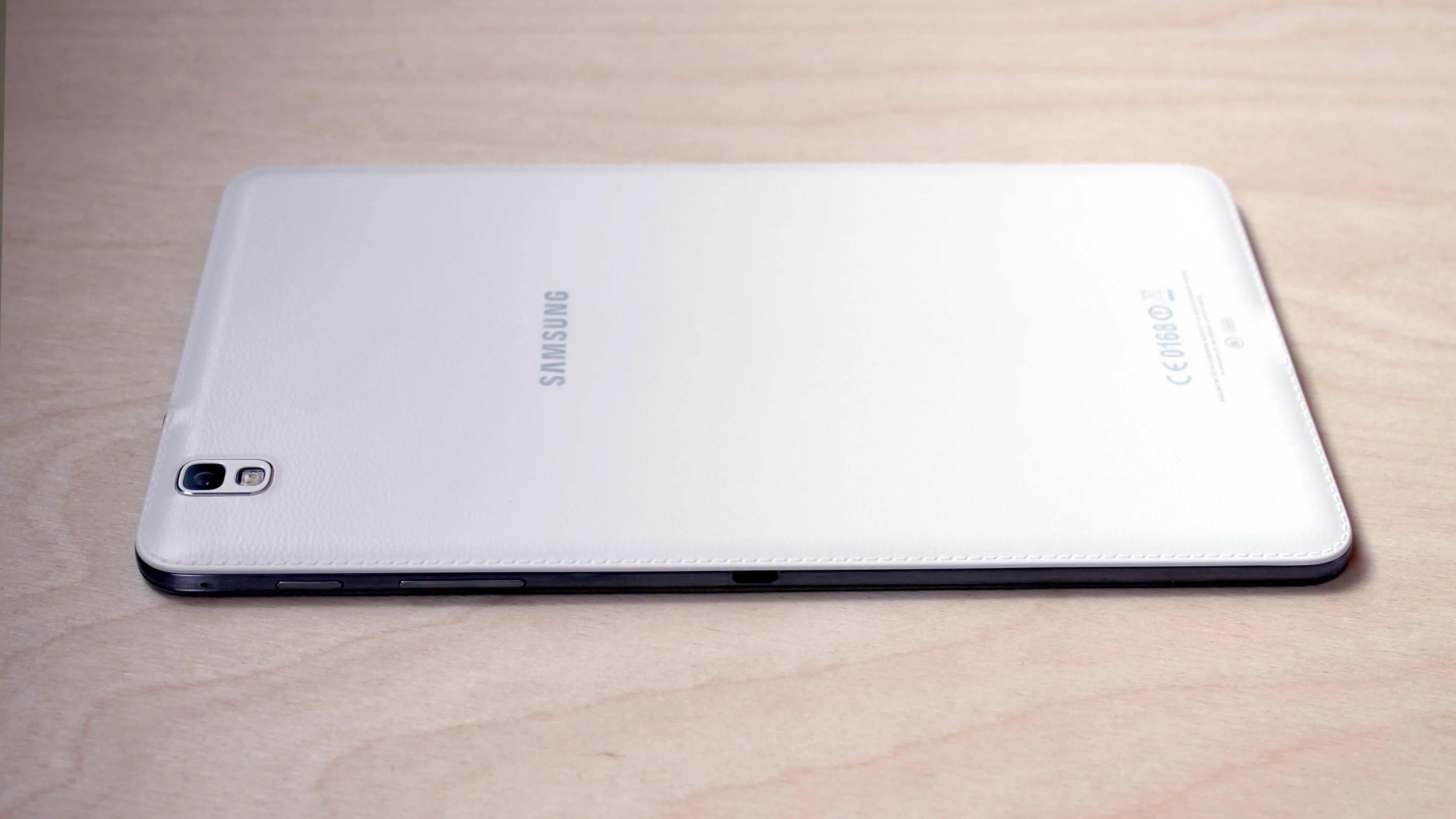 We're happy to finally see some high-end tablets from Samsung (fake leather and all)