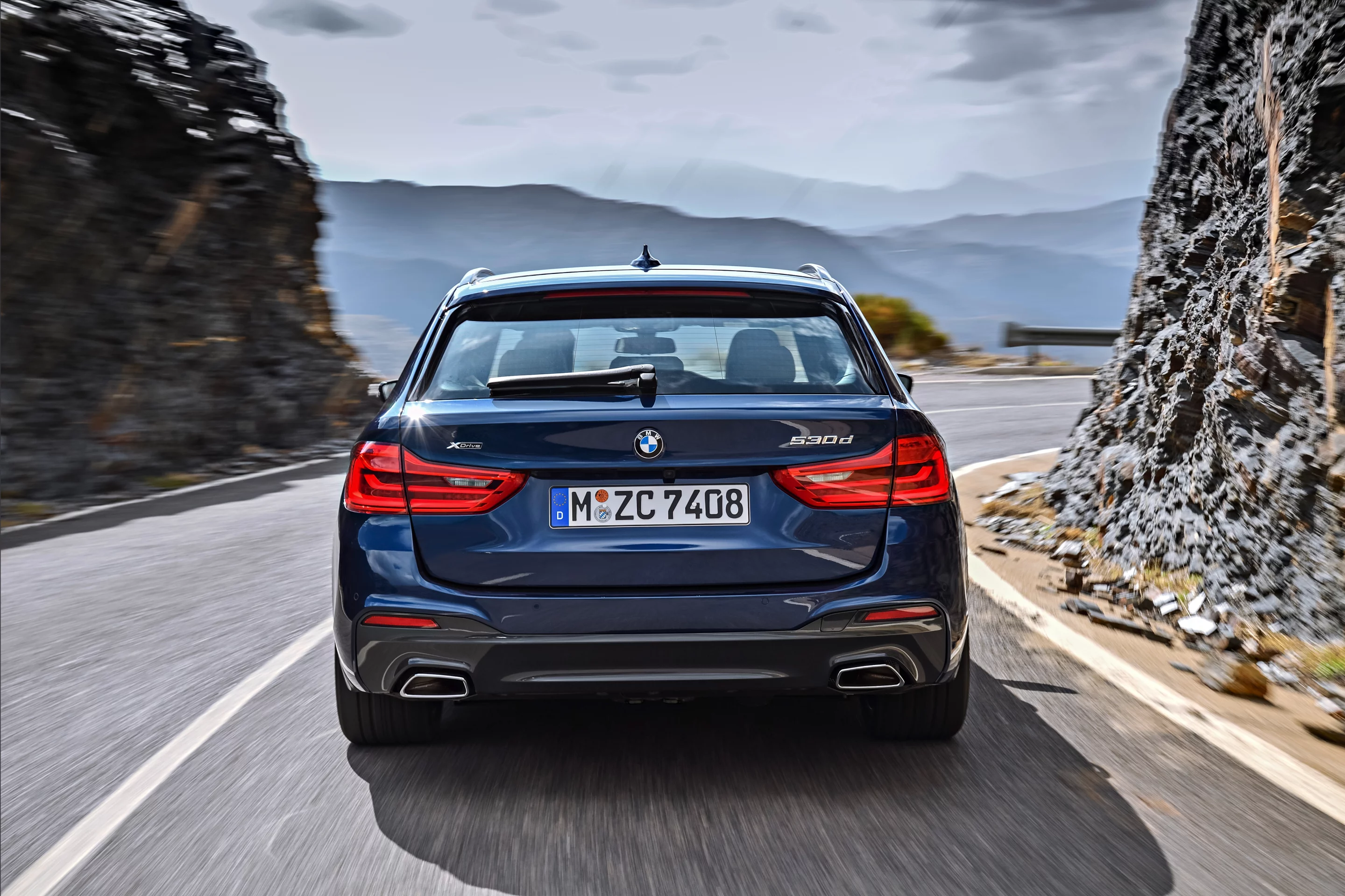 The 5 Series Touring comes with the same range of semi-autonomous driver assists as the sedan