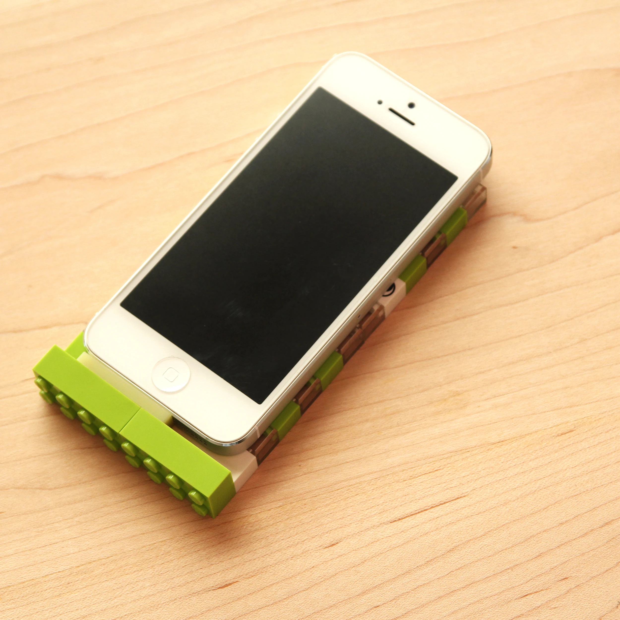KB's Brick Lightning Cap which will connect Lightning iPhones and iPads to standard Lego bricks