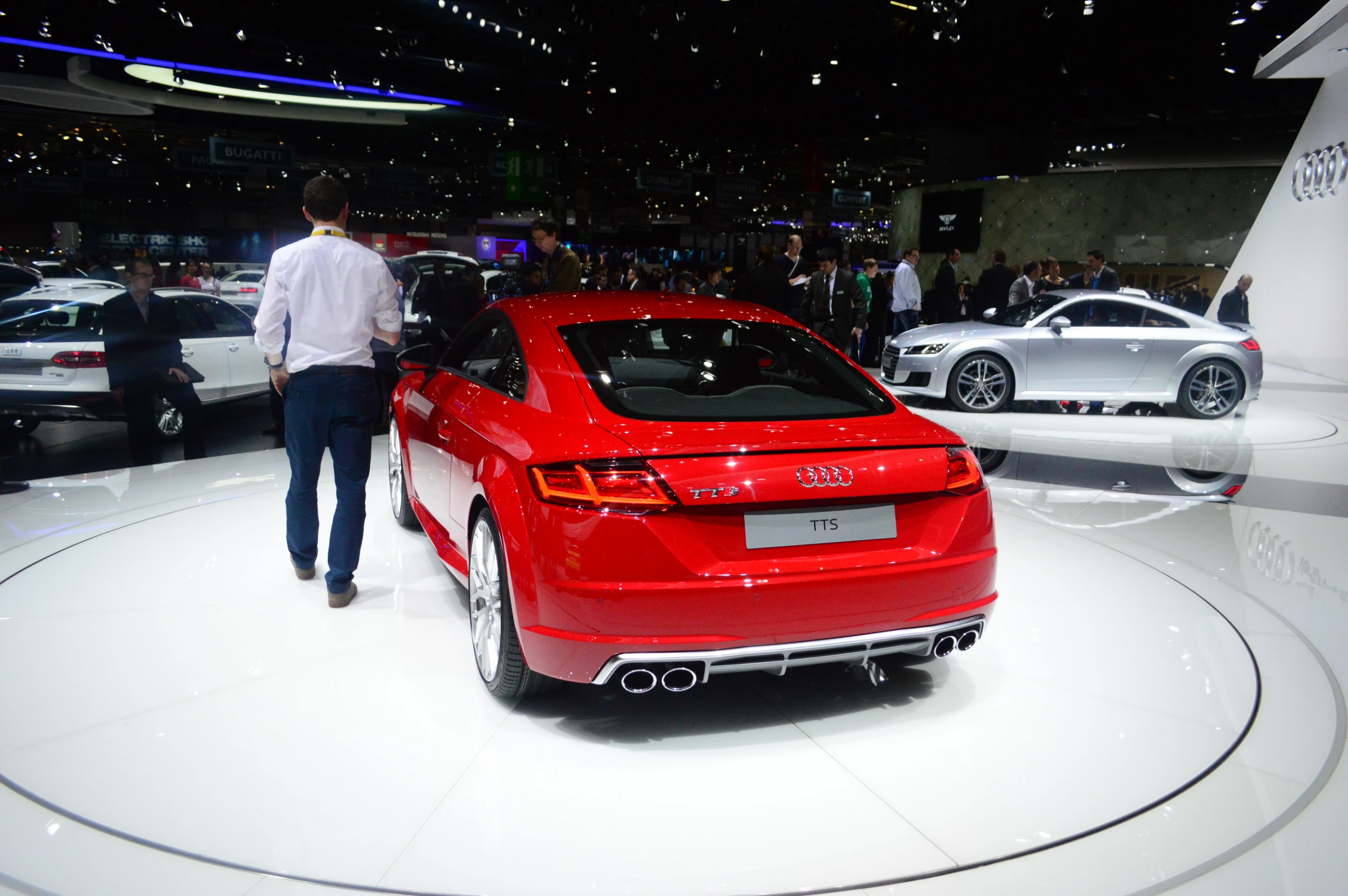 The diesel engine will make 0 - 100 km/h (62 mph) in 7.2 seconds with reach a top speed of 235 km/h (146.02 mph) (Photo: CC Weiss/Gizmag)