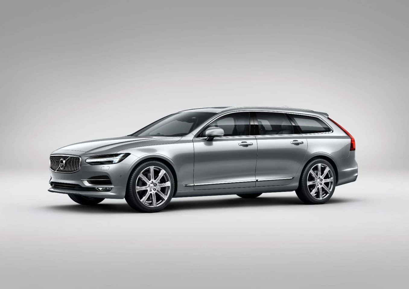 The new Thor's Hammer headlamps from the XC90 make an appearance on the V90