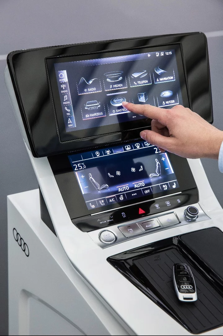 A look at the dual-screen center console of the new A7