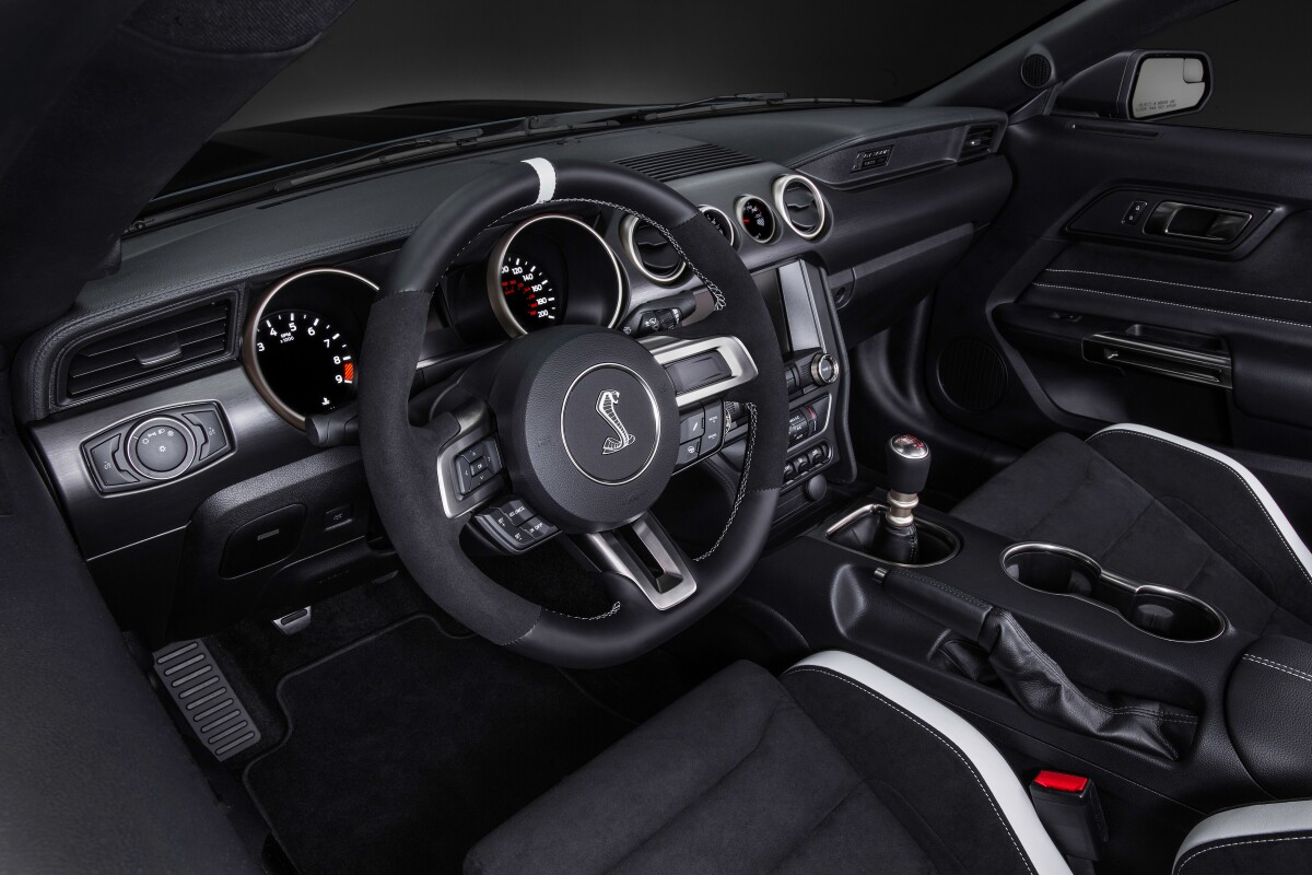 The Ford Shelby GT350R Mustang dash