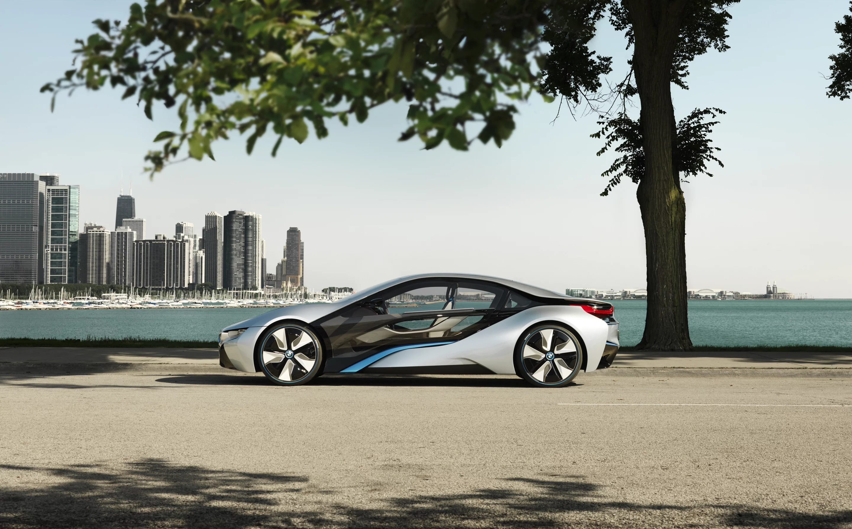 The gas-electric i8 debuts at the 2011 Frankfurt Motor Show alongside the i3