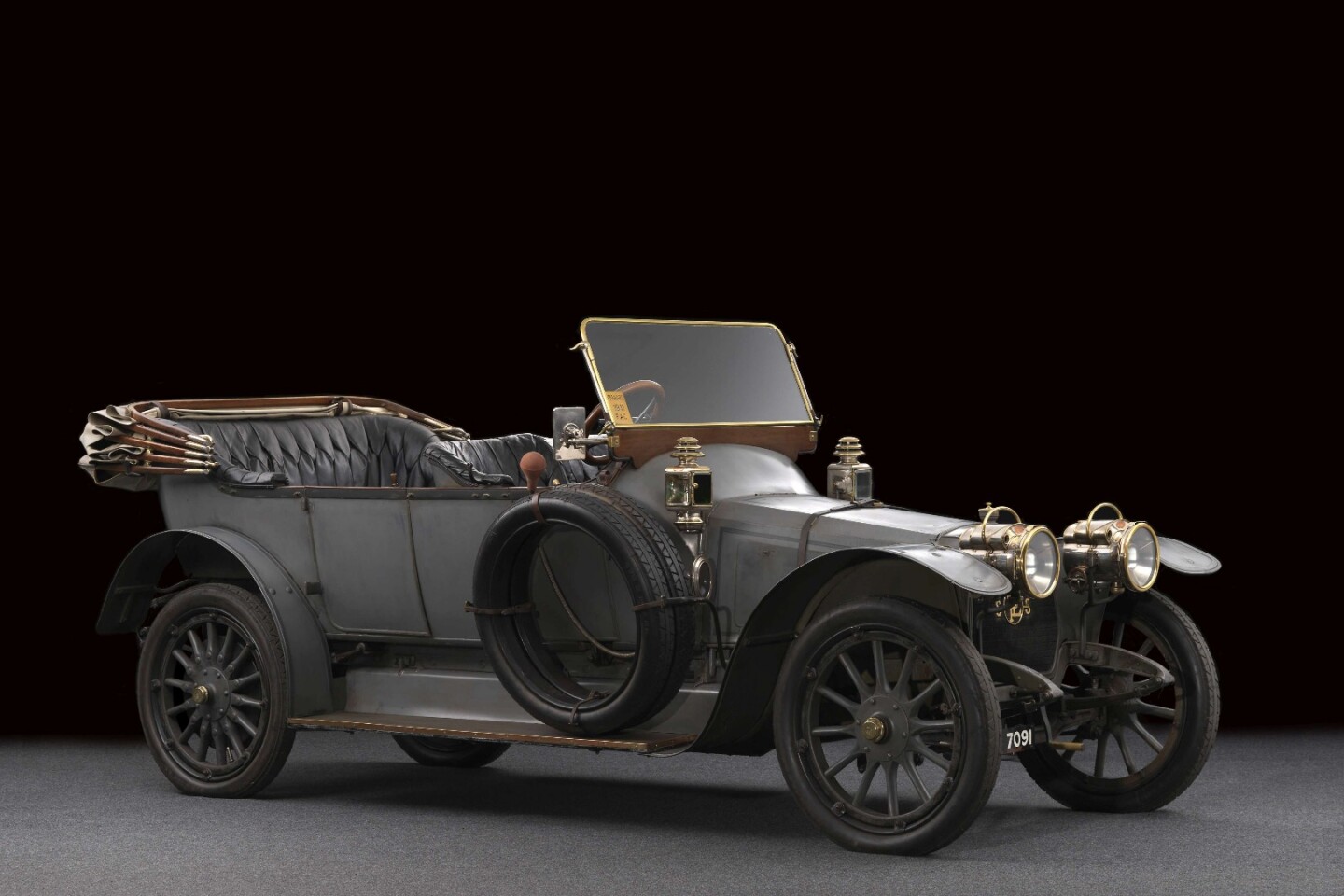 1912 Panhard Levassor X14 20 CV torpédo Vanvooren | Artcurial | Lot 11 | Auction Description | Estimate: €180,000 to €260,000 | sold for $365,125 (€298,000)