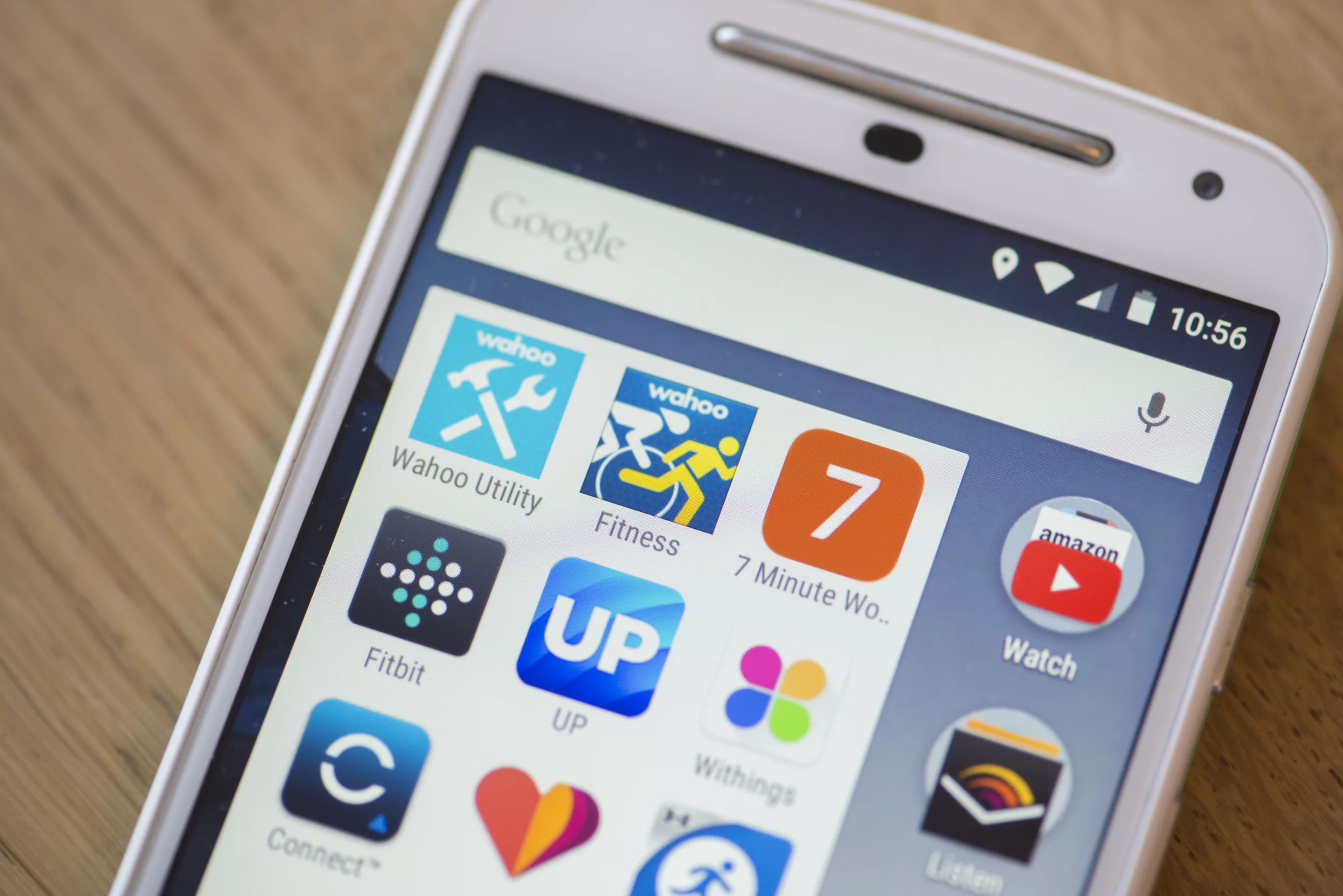 There are a number of apps which work with the Wahoo Fitness Tickr X (Photo: Simon Crisp/Gizmag.com)