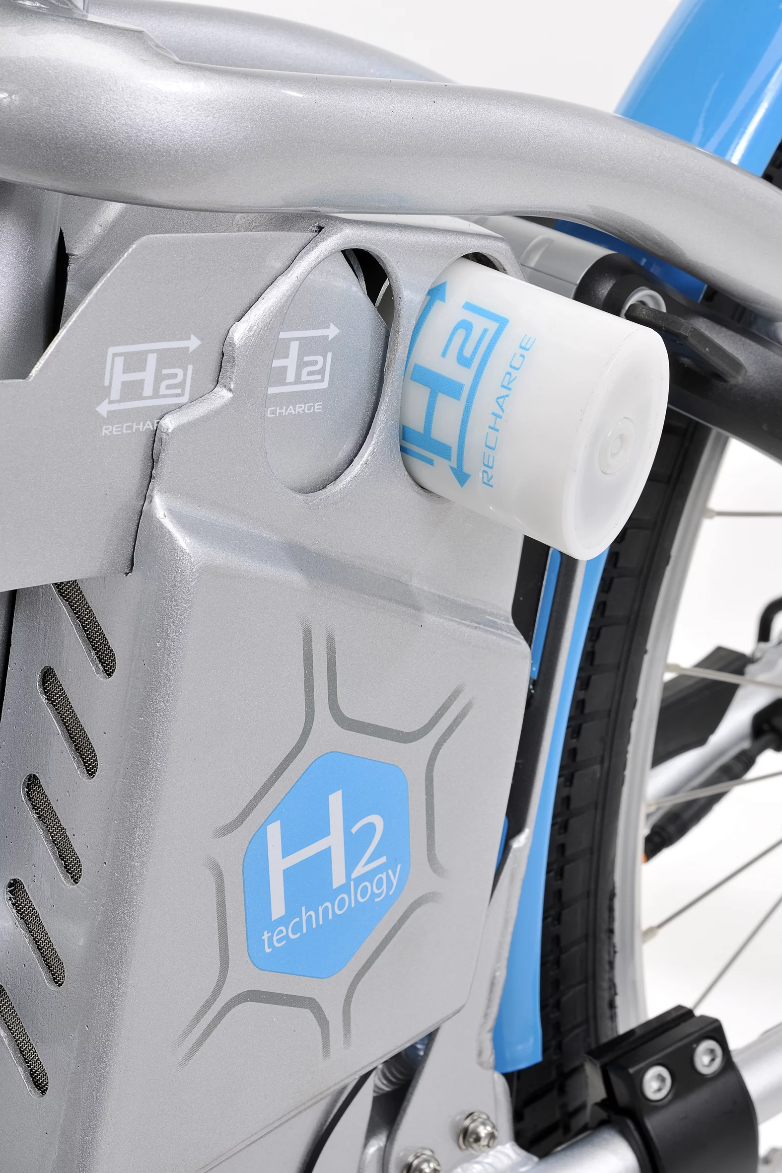 Pop in a new cartridge and the bike is back to full power