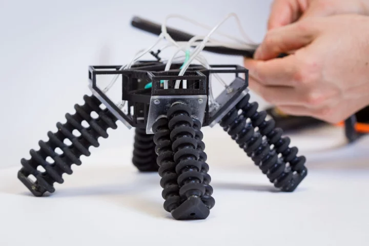 The secret to the bots success are its chambered soft legs