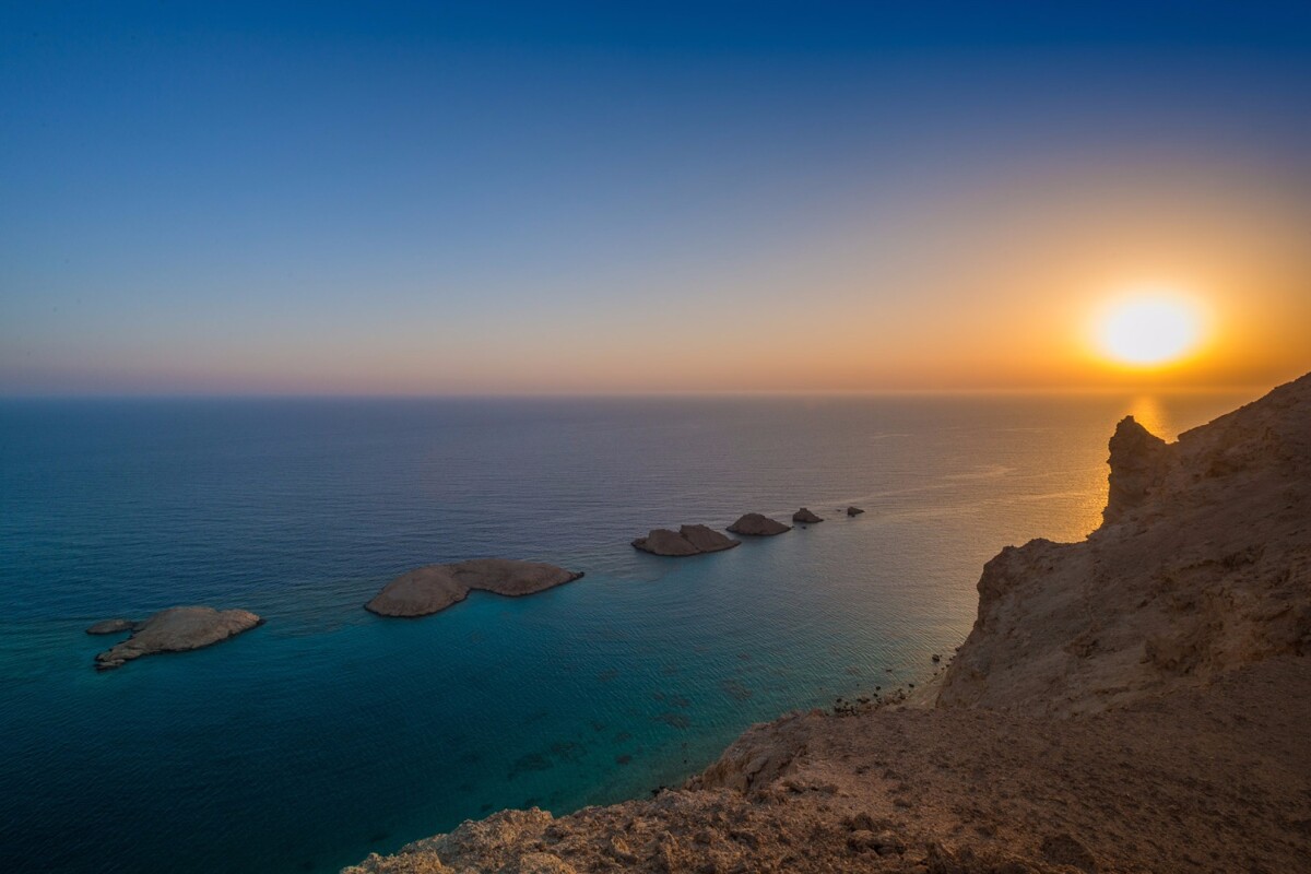 Neom: pretty coastline with plenty of small islands