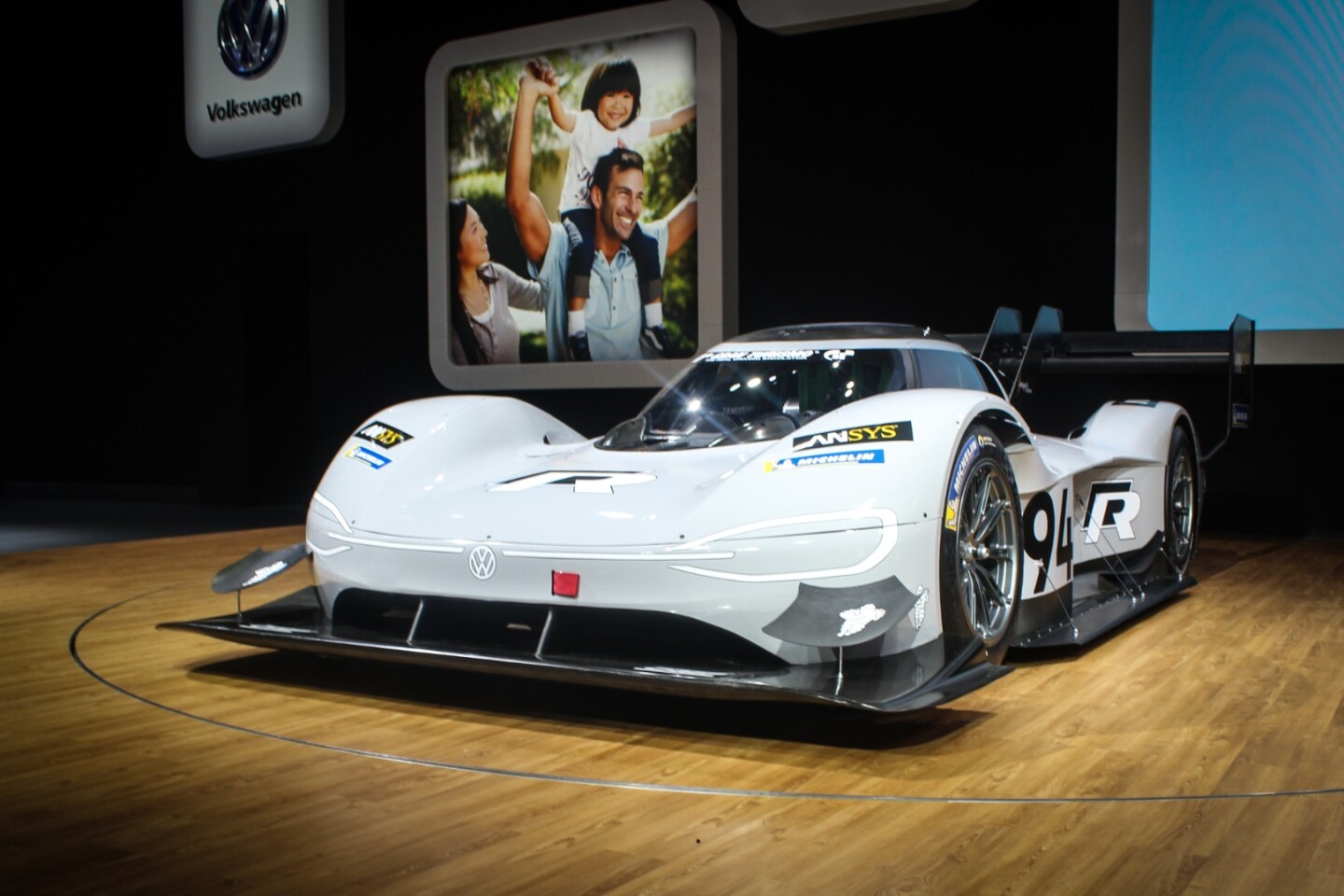 After breaking the 8-minute mark and setting an all-time record at Pikes Peak earlier this year, the Volkswagen I.D. R chills out in Southern California