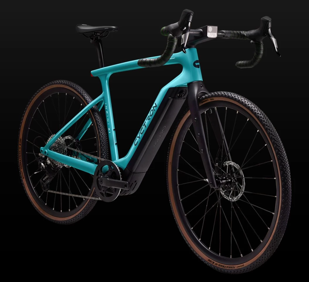 The mid-mount motor delivers 100 Nm (74 lb ft) of torque
