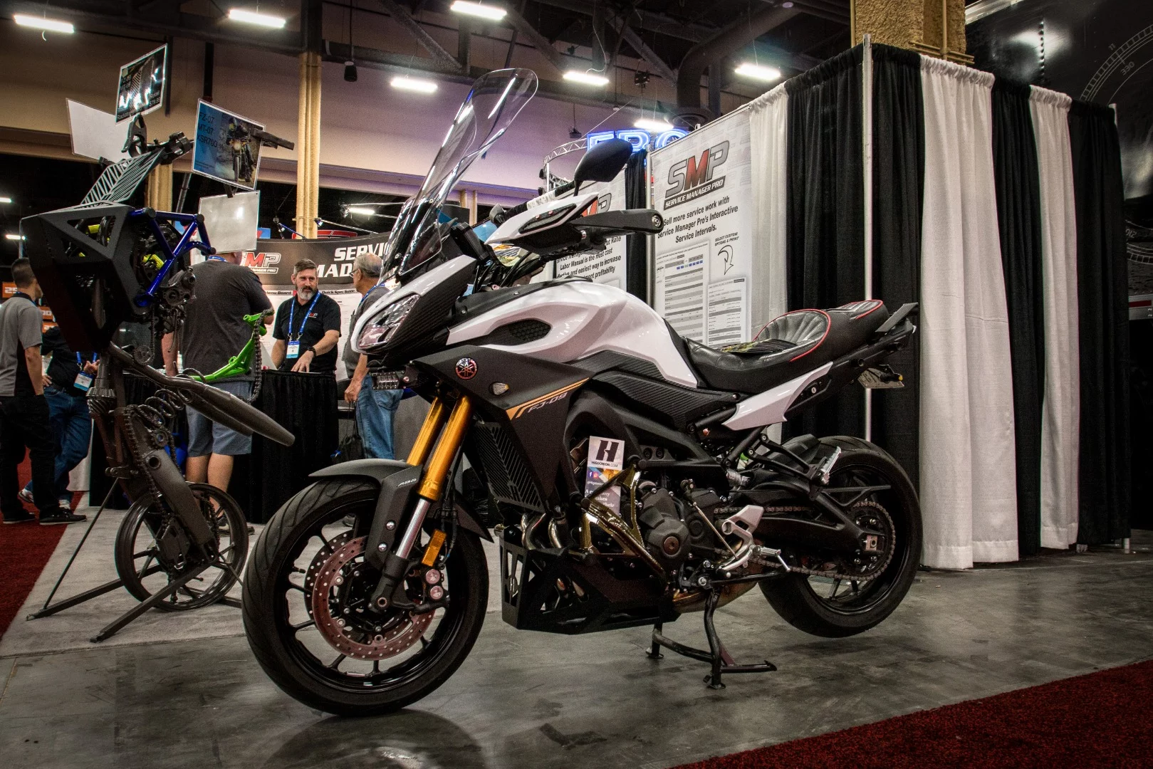 Yamaha FJ09, tricked out with hand-made Higdonion accessories like that skid plate and urban crash bars