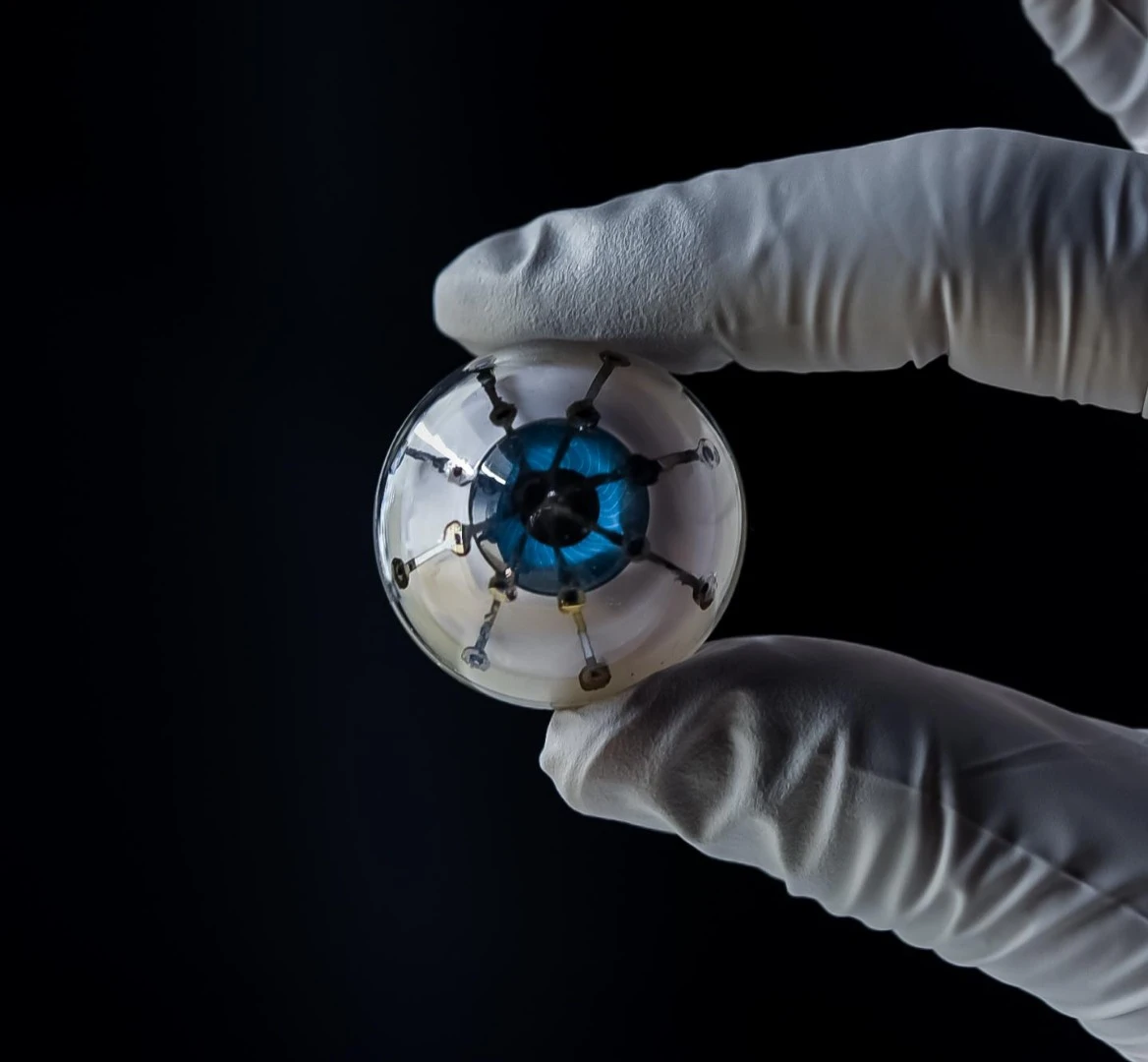 The photodiodes are made of a semiconducting polymer printed over a base of silver-containing ink