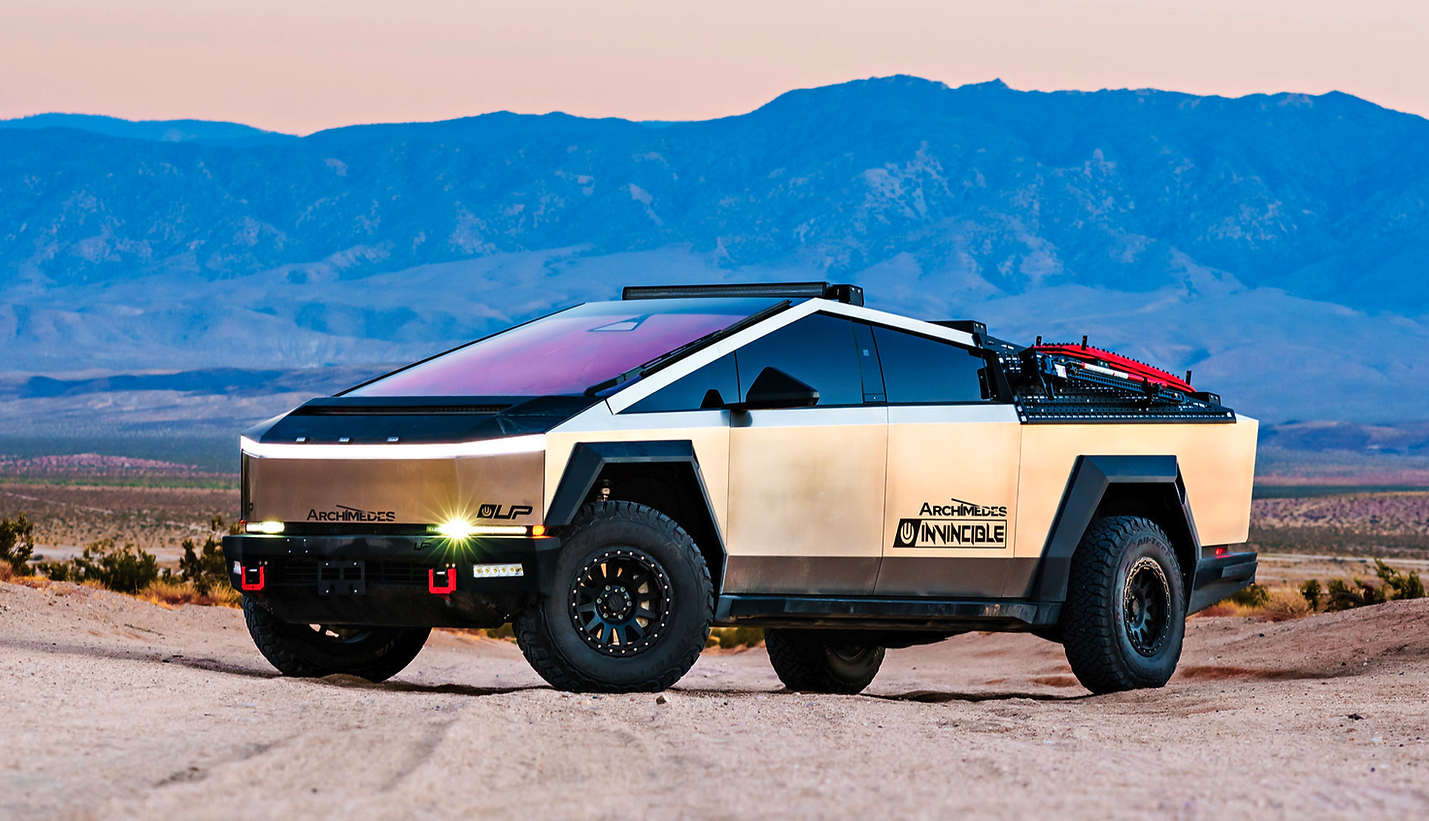 The base-level Sting Baja still looks busy, but at least it maintains stock window space for visibility