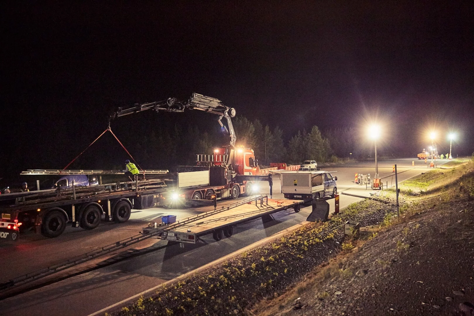 The eRoadArlanda rails being laid in a stretch of public road