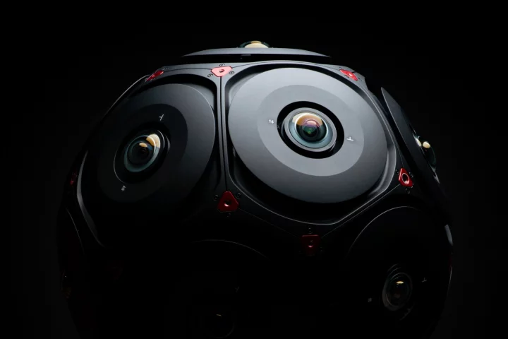 Facebook and Red Digital Cinema have revealed the hardware design and tech specs for the Manifold VR camera