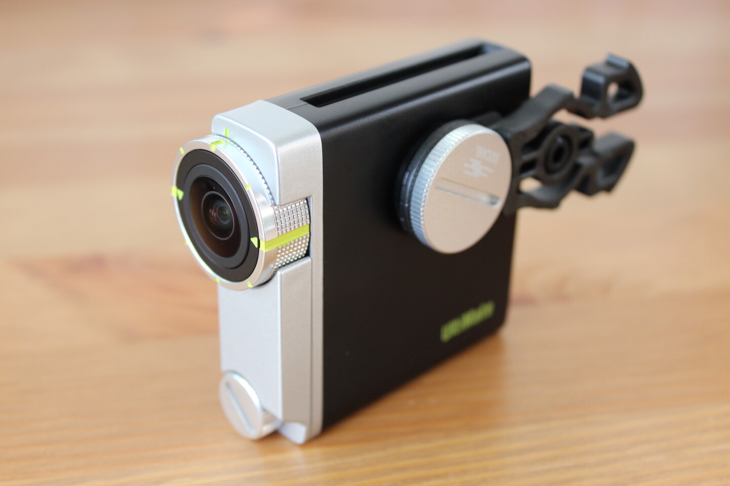 The Socam also features an adjustable-angle mounting arm