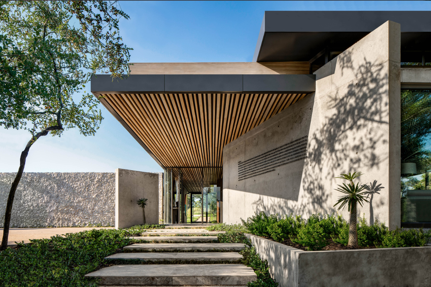 The Cheetah Plains Game Lodge by Cape Town-based studio ARRCC is located within the Sabi Sand reserve, a South African wildlife sanctuary where leopards, lions, elephants, buffalo and rhino roam freely