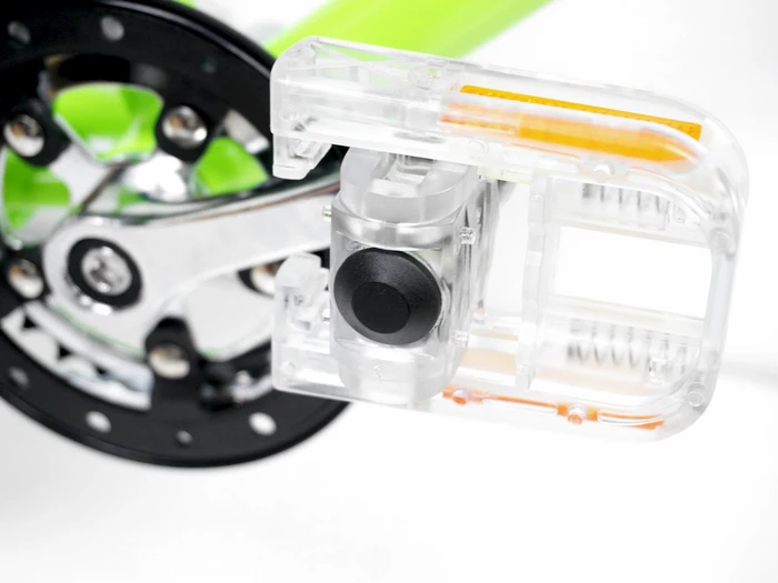 The Jyrobike is powered by a 7.2-volt lithium battery and can be recharged via Micro USB, each charge providing enough juice for 3 to 4 hours of use