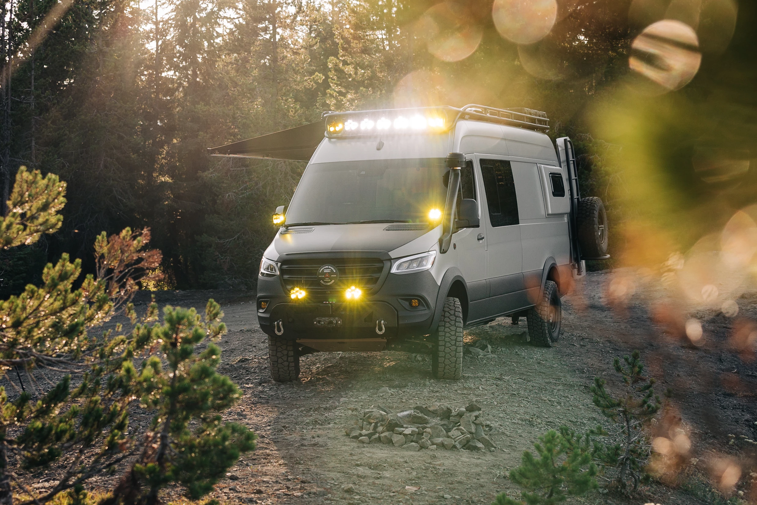 Plenty of auxiliary lighting ensures that drivers can see ahead at night