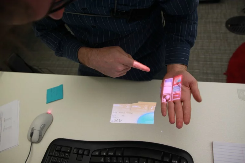 OmniTouch displays interface on user's hand