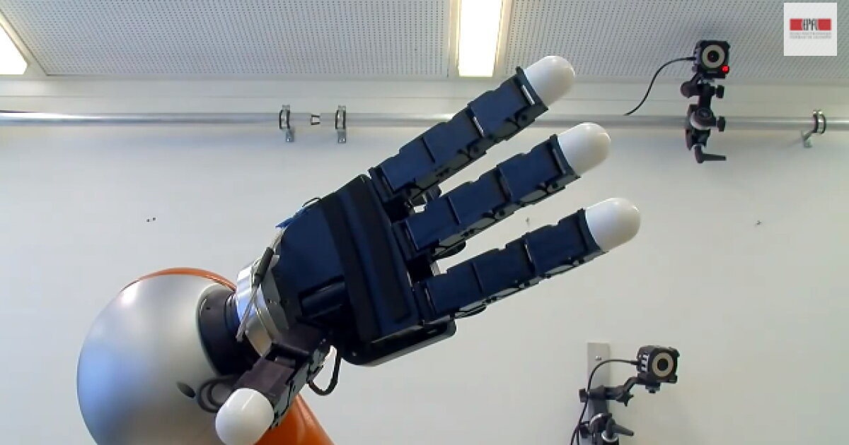 Robot Catch Pattern Researchers teach robotic arm to catch