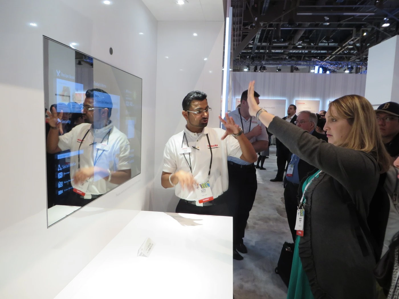 A kitchen mirror concept paired with a Kinect-like camera