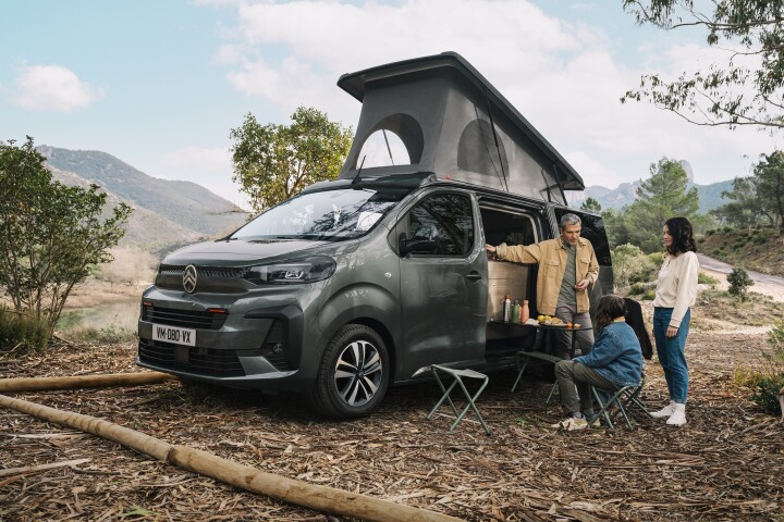 The Citroën Holidays table can be used on the inside or outside of the kitchen block, or out of the van all together with the removal of the kitchen