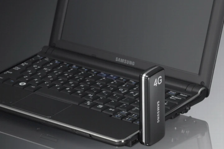 Swedish telecommunications company TeliaSonera has launched its 4G network in Sweden and Norway, incorporating USB modems developed by Samsung