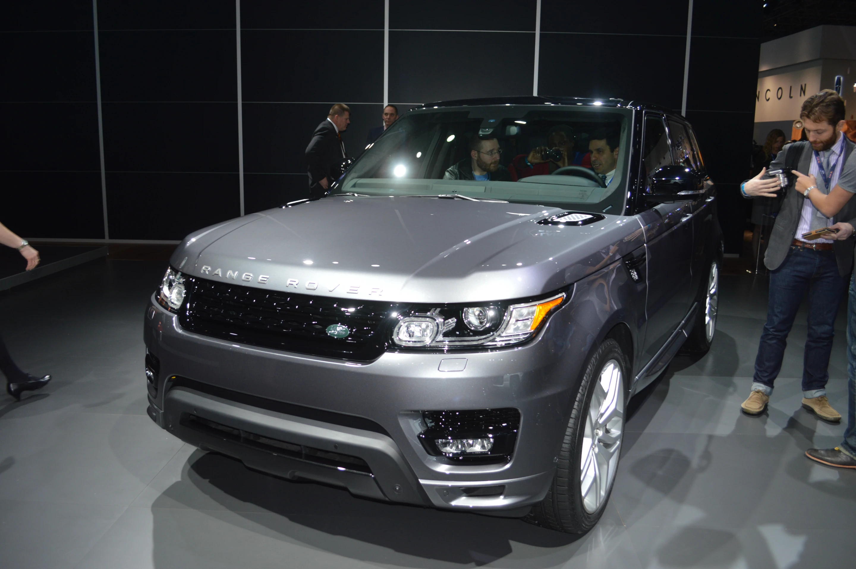 New Range Rover Sport at the 2013 New York Auto Show