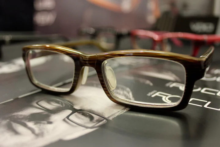 The AdlensFocuss glasses can instantly switch between three levels of magnification